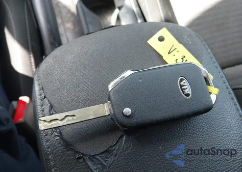 2020 Kia Soul S from USA, damaged, VIN KNDJ23AU7L7733157